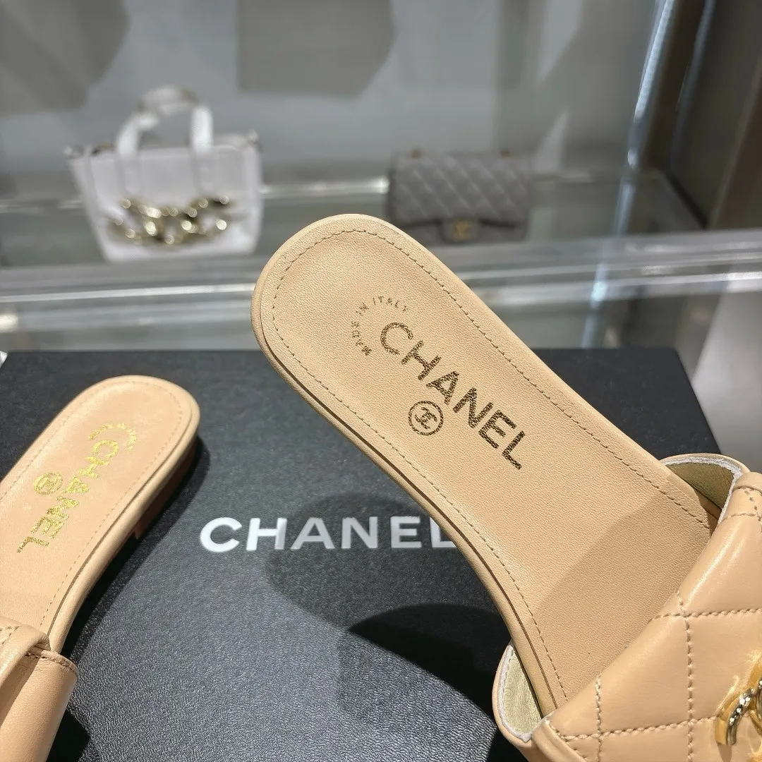 👟👟Ex-factory price 360👟👟 Genuine leather sole +40 Chanel Chanel 25C new women's double C schoolbag buckle flat sandals, fabric sheepskin, color: black: white: pink: apricot, code number: 5-40 (customized 41 42 43 customized non-returnable): rubber sole leather sole +40